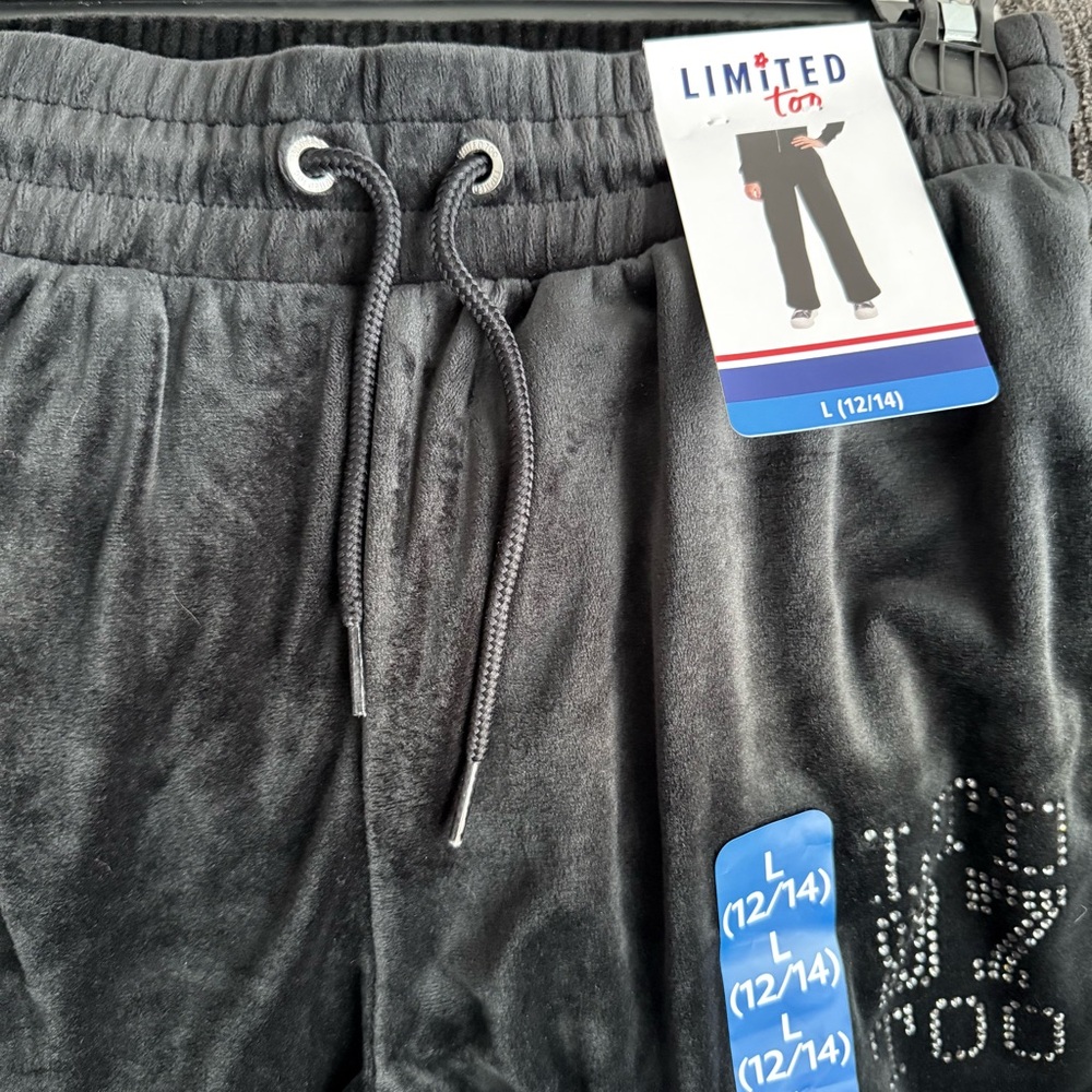 NWT-Girls Black Velour Lounge Pants w/ Pockets SZ L 12/14 - Picture 3 of 11